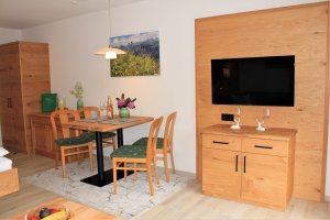 Essbereich u.Fernseher